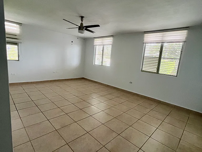 11 Camino Real — Photo 21