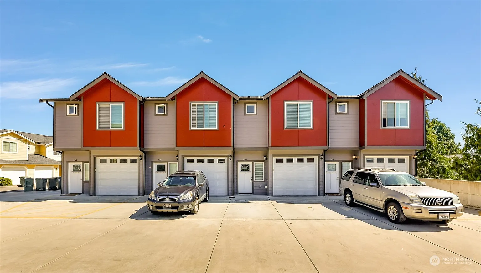 2171 Siddle Loop photo 1
