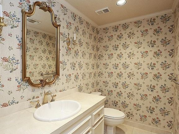 Powder Room