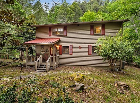 27th image of 61 River Bend Ct