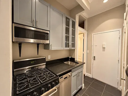 Kitchen, photo 1
