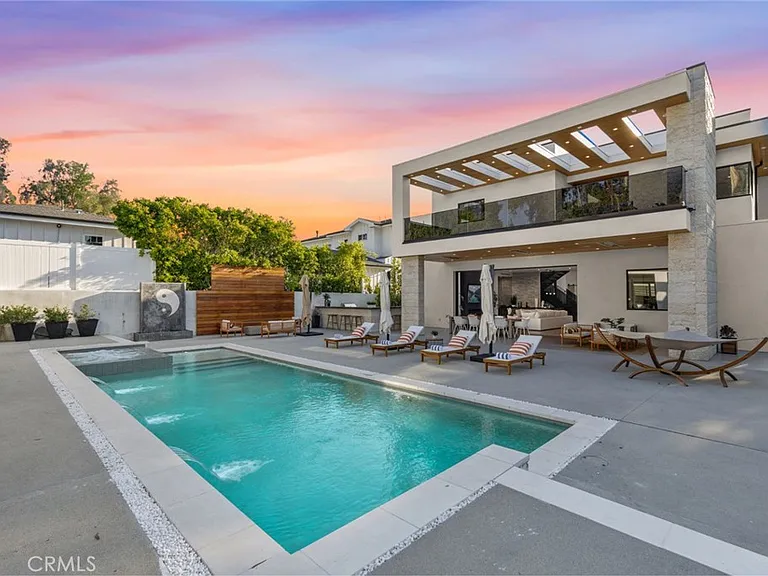 5702 Melvin Ave — Photo 44