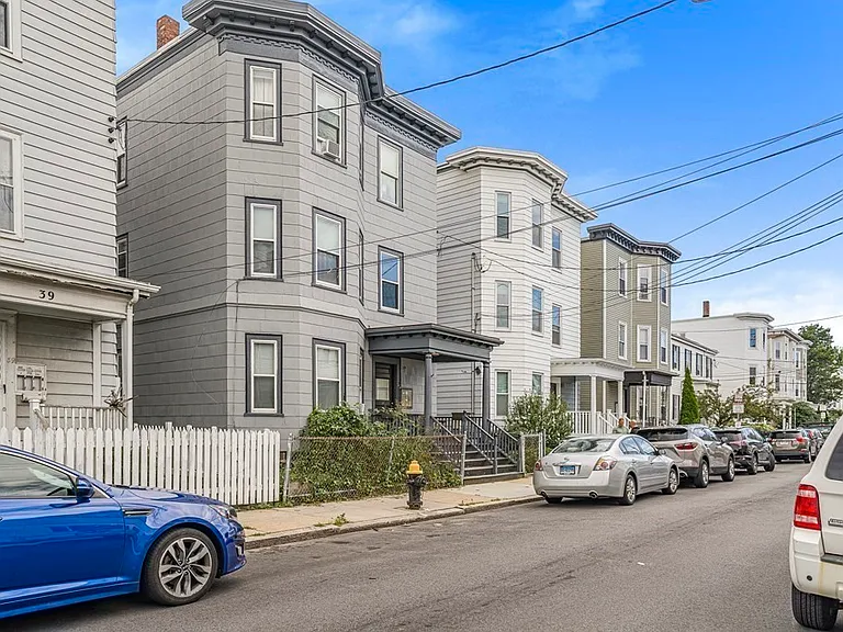 37 Harbor View St #3L — Photo 13