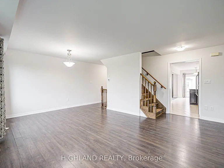 265 Ellen Davidson Dr #4 — Photo 10