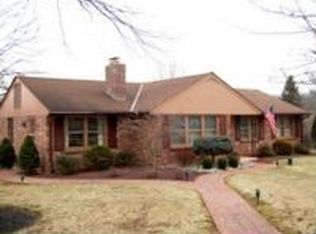 7 Hollow Rd, Telford, PA 18969