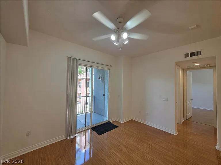 62 E Serene Ave #225 — Photo 41