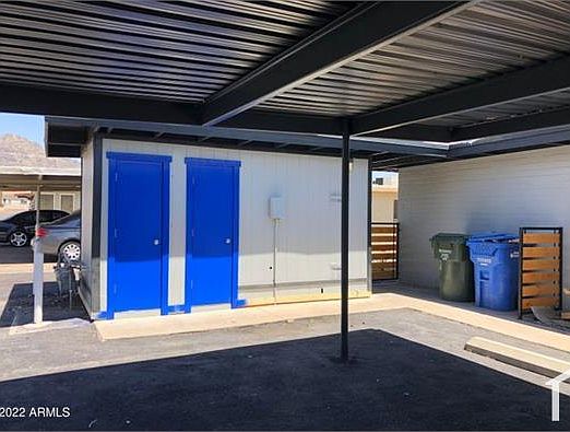3rd image of 1308 E Vista Ave #3