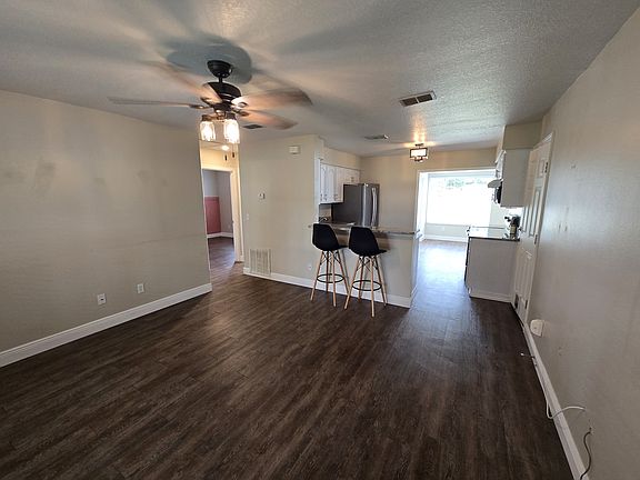 3rd image of 337 Alabama Ave