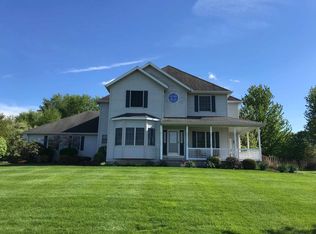 19820 Bluff Dr, Goshen, IN 46526