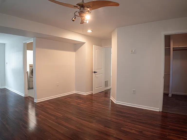 13227 Sturbridge Rd — Photo 25