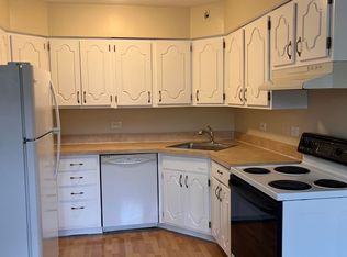 1700-1704 Touhy Ave #2N, Park Ridge, IL 60068