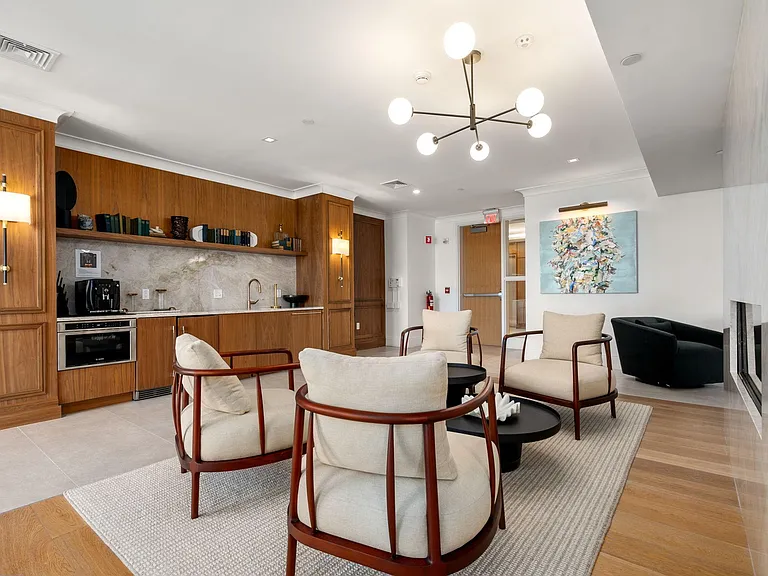 191 Washington St #615 — Photo 13