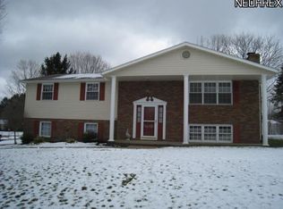 6860 Lake Cable Ave NW, North Canton, OH 44720