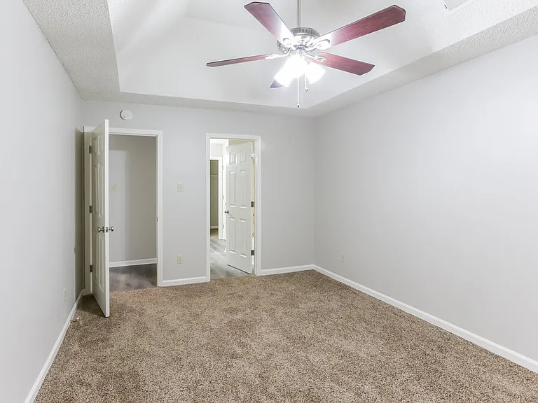 7007 Raleigh Lagrange Rd — Photo 8