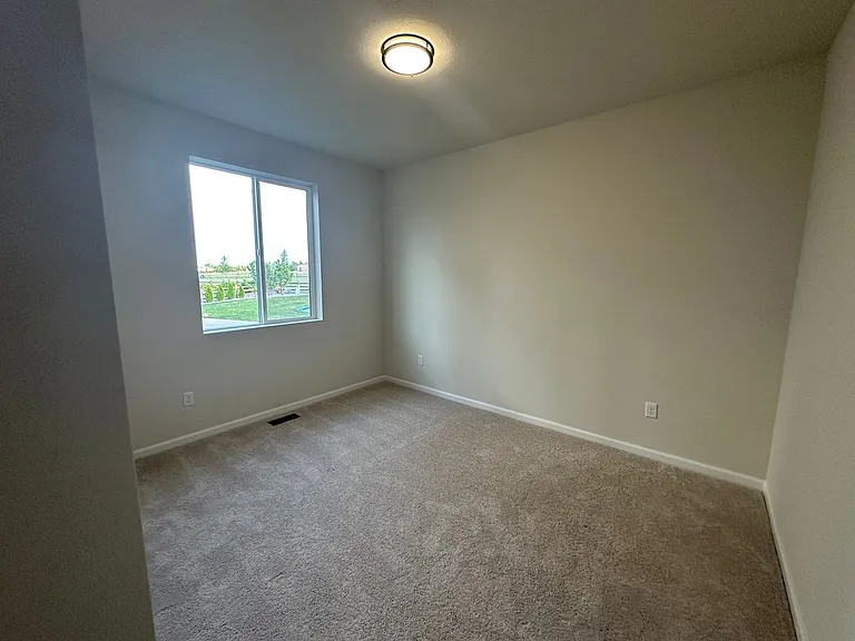 274 Marlowe Dr — Photo 9