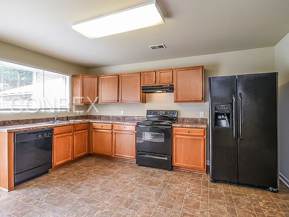 3rd image of 241 Bermuda Lakes Dr