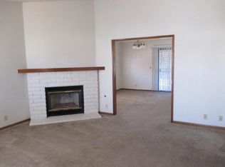 3839 Roxbury Dr, Hemet, CA 92545