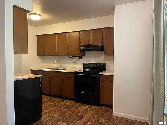 2nd image of 1811 W Freeman St