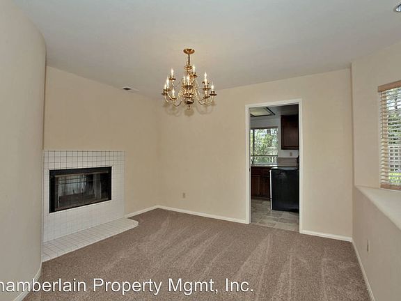 5th image of 3287 San Tomas Dr