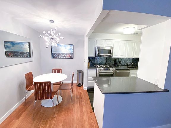 3rd image of 102 Bradhurst Ave APT 414