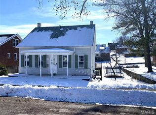 220 W 2nd St, Hermann, MO 65041