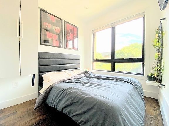 5th image of 201 Marion St #3F