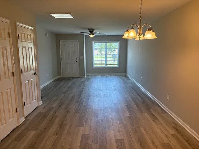 3 bed, 2.0 bath, 1280 sqft, $1,650 — Photo 4