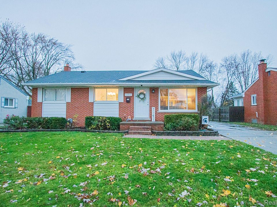 1st image of 23931 Harvard Shore Dr
