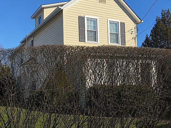 4th image of 42 Whitney Avenue