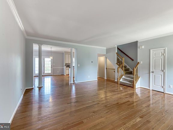 4th image of 16735 Sweeney Ln