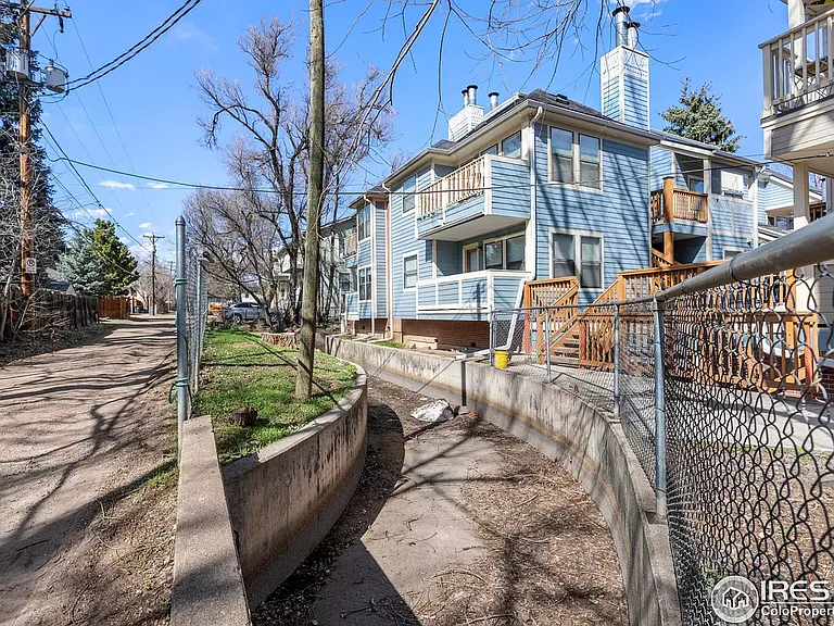 3025 Broadway St #29 — Photo 25