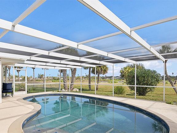 2nd image of 3855 Topsail Trl