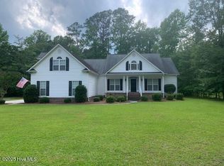 1700 Pennyroyal Rd, New Bern, NC 28560