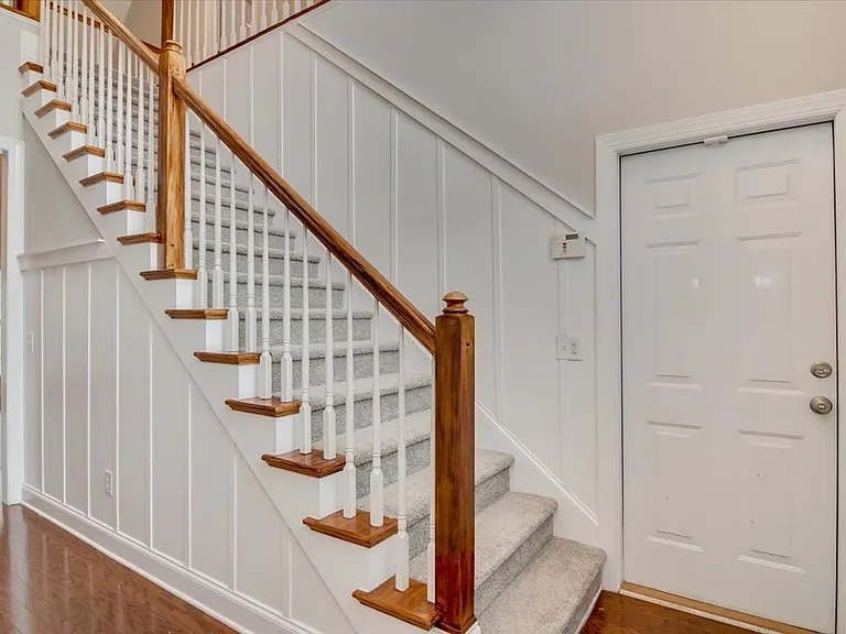 2507 Grier Cir — Photo 12