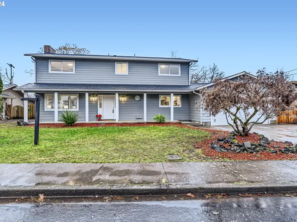 830 NE 18th St, McMinnville, OR 97128
