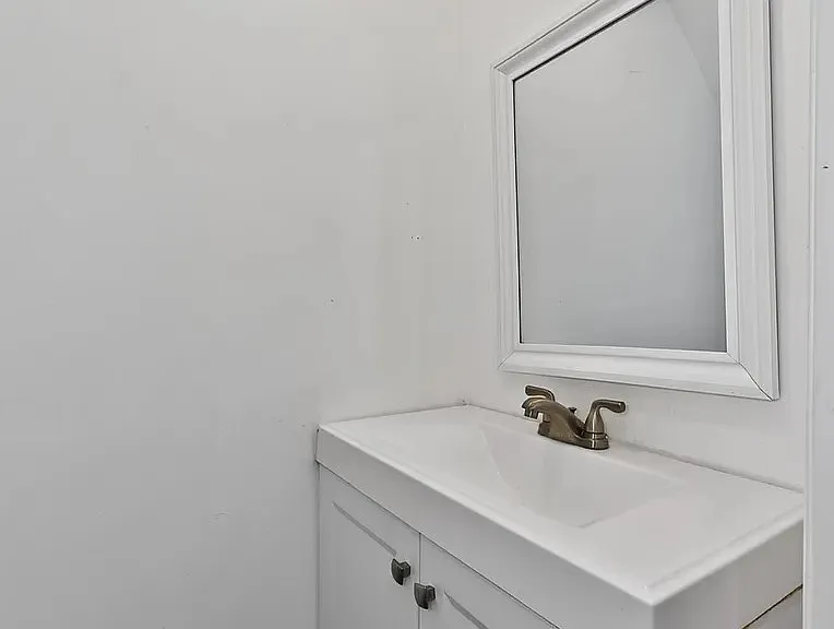 61 14th St #61B — Photo 10