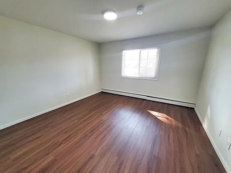 Nakoma Heights Apartment Homes — Photo 25