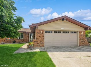 1711 W 95th Ct, Crown Point, IN 46307