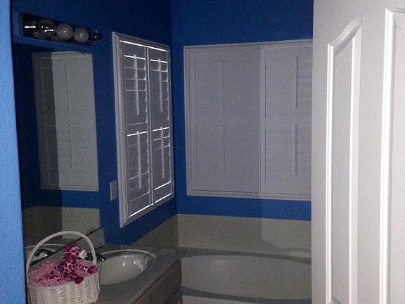 5th image of 9146 W Paradise Ln