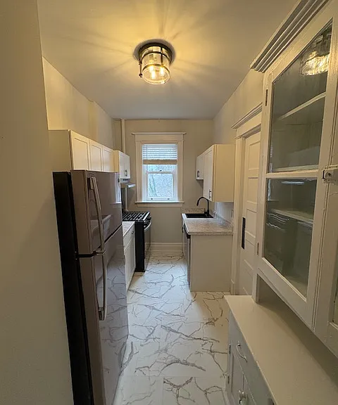 220 Loraine Ave #3 — Photo 4