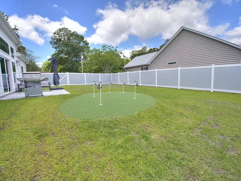 4385 Kinlaw St — Photo 48