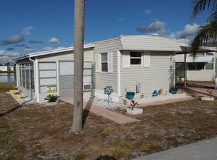 1660 Moonraker Dr, Ruskin, FL 33570