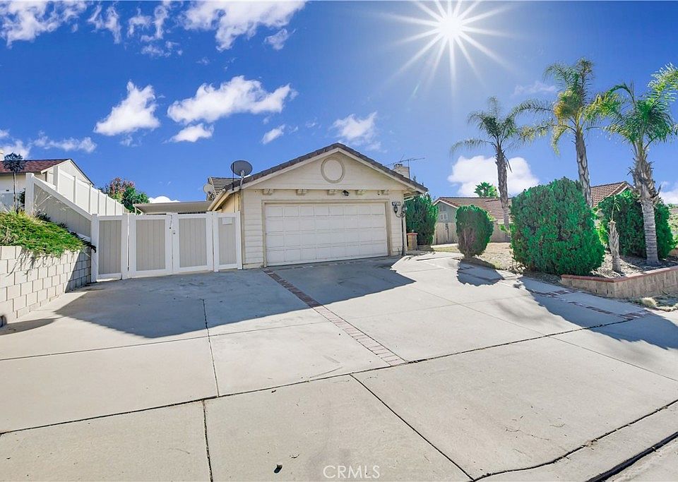 1st image of 25435 Boxelder Dr
