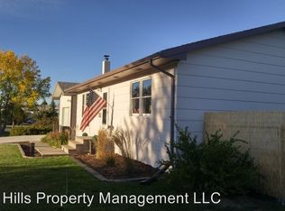 4034 Falcon Dr, Rapid City, SD 57701