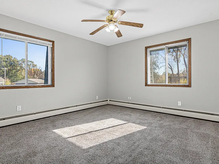 2210 Eldridge Ave E #105 — Photo 3