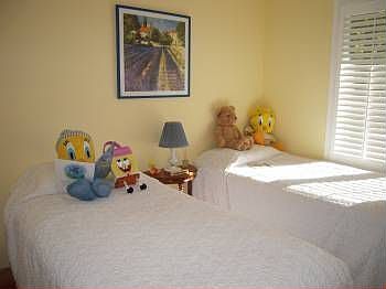 4th image of 117 Hilldale
