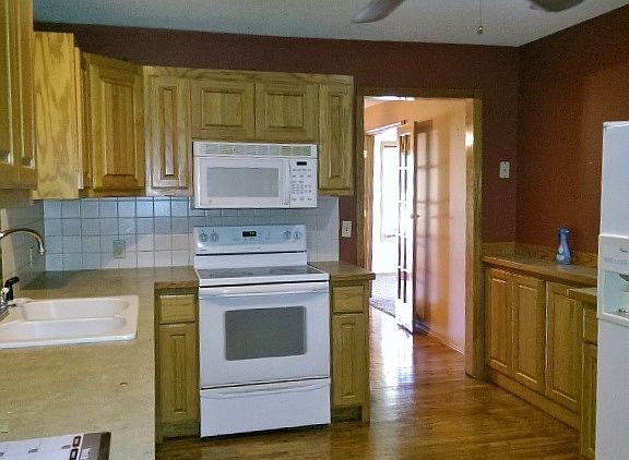3rd image of 213 N Ohio Ave