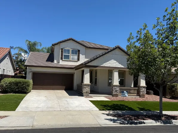 1247 Jewel Flower Dr, Patterson, CA 95363