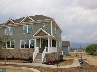 57 Coastal Ave #29, Ephrata, PA 17522