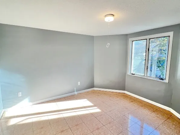 141 Albion St APT 1, Somerville, MA 02144